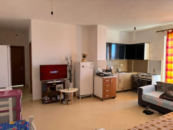 Tirane, jepet me qera apartament 1+1 Kati 4, 90.000 € 