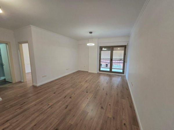 Tirane, shitet apartament 1+1+Aneks+Ballkon Kati 5, 73 m² 218.000 € (Kompleksi Delijorgji)