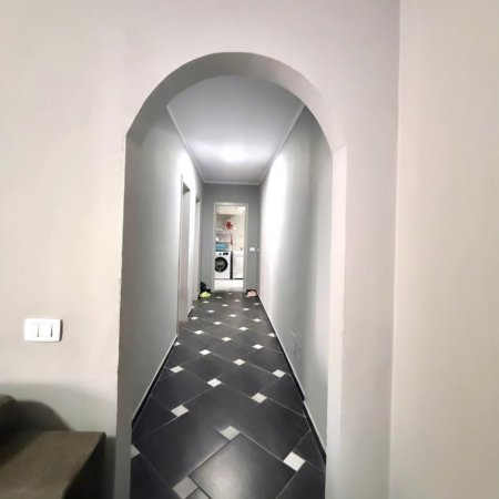 Tirane, shitet apartament 2+1 , 103 m² 205.000 € (Prane Karburant Kastrati)