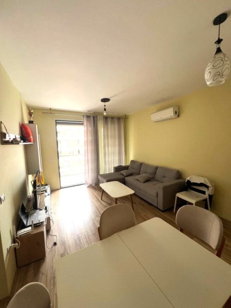 Tirane, jap me qera apartament 2+1 Kati 6, 100 m² 750 € (Kompleksi Fiori di Bosko)