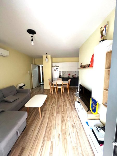 Tirane, jap me qera apartament 2+1 Kati 6, 100 m² 750 € (Kompleksi Fiori di Bosko)