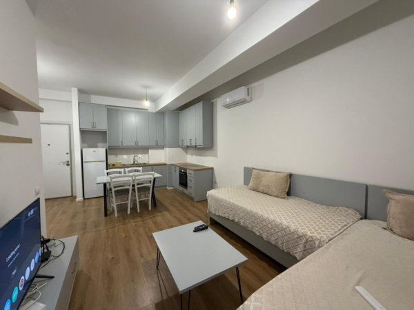 Tirane, jepet me qera apartament 1+1 Kati 3, 60 m² 450 € (Ali Demi)