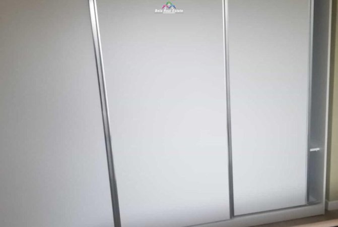 Tirane, jepet me qera 1+1 Kati 4, 60 m² 500 € (Rruga Ali Demi)