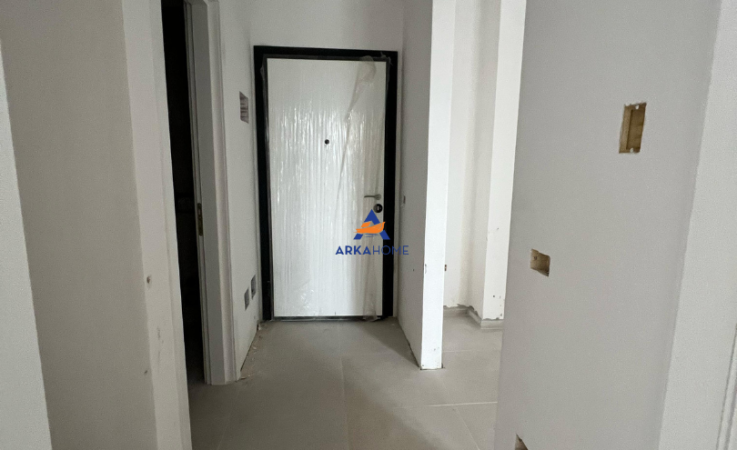 Tirane, shitet apartament 1+1+Ballkon Kati 3, 52 m² 68.000 € (QTU)