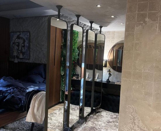 Tirane, jepet me qera apartament duplex 3+1 Kati 4, 280 m² 1.700 € (rruga Peti)