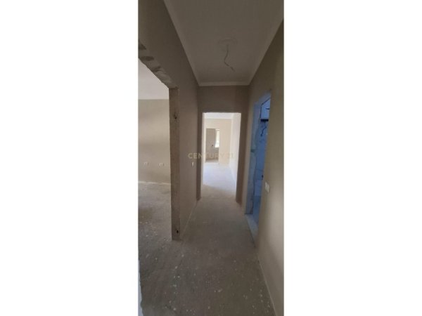 Tirane, shitet apartament 2+1 Kati 2, 97 m² 105.000 € (Linze)