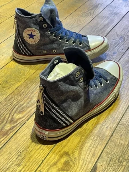 Durres, shes Atlete me qafe ..te reja..numer 41 oferte 95€ 95 €