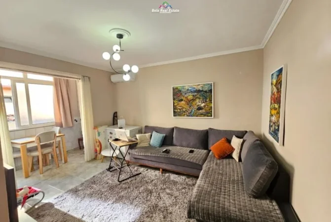 Tirane, jepet me qera apartament 1+1 Kati 2, 60 m² 450 € (Rruga Bardhyl)