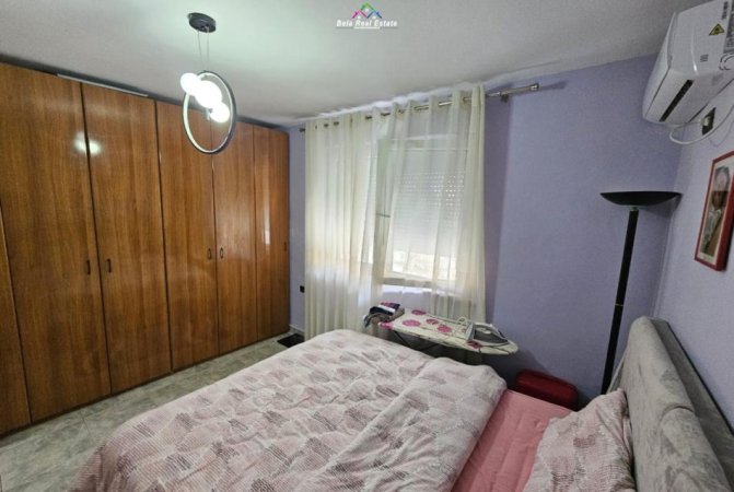 Tirane, jepet me qera apartament 1+1 Kati 2, 60 m² 500 € (Rruga Bardhyl)