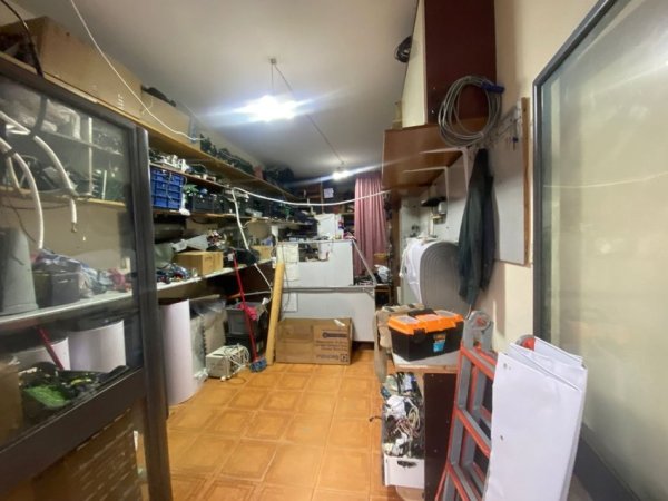 Tirane, jepet me qera magazine Kati 0, 29 m² 400 € (Komuna e Parisit , Prane Kika 2)