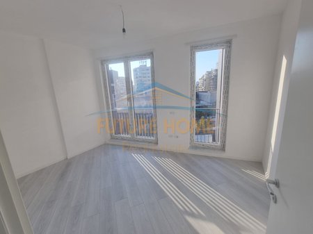 Tirane, jepet me qera apartament 2+1 , 83 m² 1.300 € 
