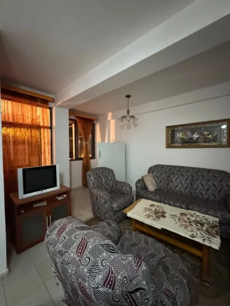 Tirane, shitet apartament 1+1+Ballkon Kati 1, 78 m² 95.000 €