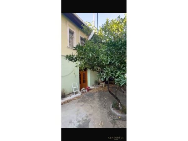 Tirane, shes Vile 2 Katshe Kati 2, 170 m² 400.000 € (Fortuzi)