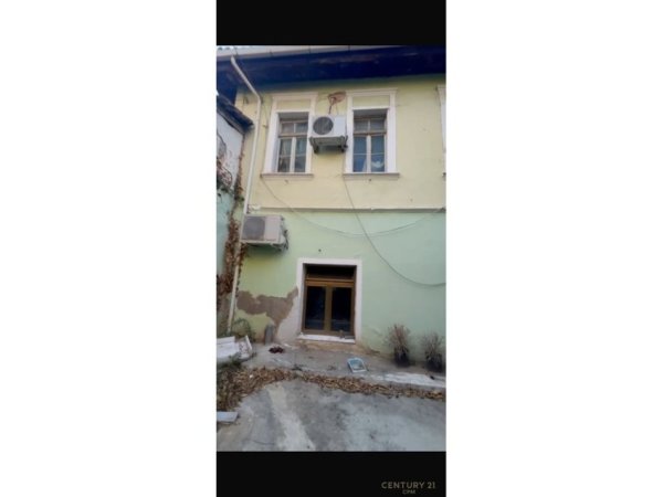 Tirane, shes Vile 2 Katshe Kati 2, 170 m² 400.000 € (Fortuzi)