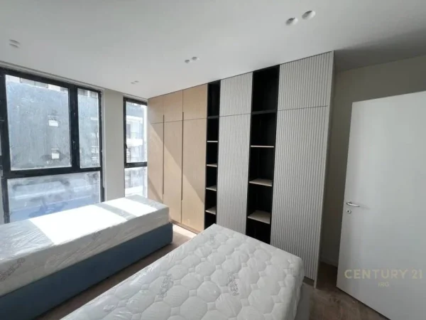 Tirane, shes apartament 2+1+Aneks+Ballkon Kati 5, 104 m² 300.000 € 
