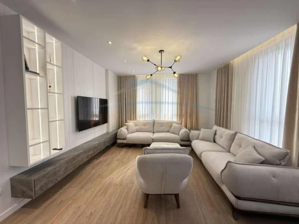 Tirane, jepet me qera apartament 2+1+Ballkon Kati 3, 100 m² 900 € (Bulevardi i Ri)