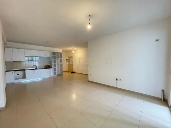 Tirane, shes apartament 2+1+Aneks+Ballkon Kati 2, 115 m² 185.000 € 