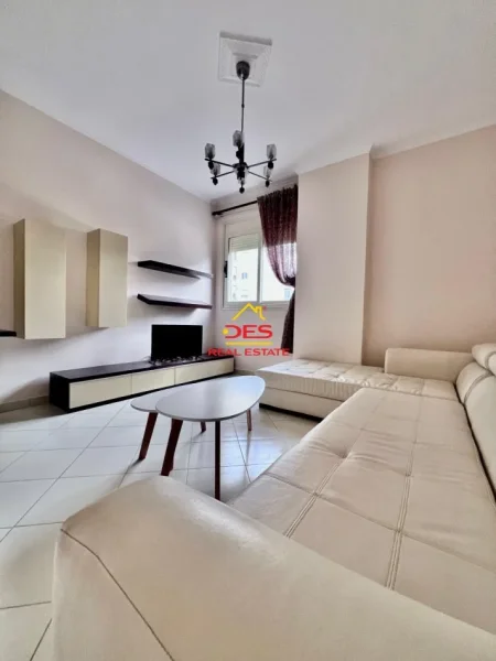 Shqiperi, jepet me qera apartament 1+1+Ballkon Kati 4, 63 m² 350 € (Rruga Murat Tërbaçi)