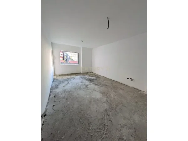 Tirane, shes apartament 2+1+Aneks+Ballkon Kati 2, 108 m² 269.900 € (Corner Residence)