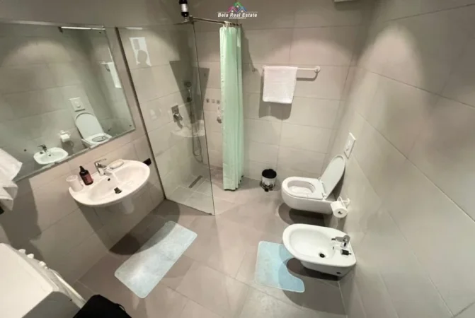 Tirane, jepet me qera apartament 1+1 Kati 8, 65 m² 600 € (Rruga e Elbasanit)