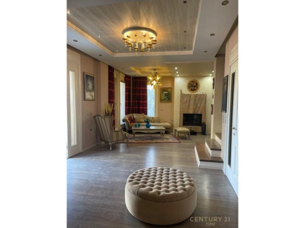 Tirane, shes Vile 3 Katshe Kati 4, 600 m² 975.000 € (Akacia Hill)