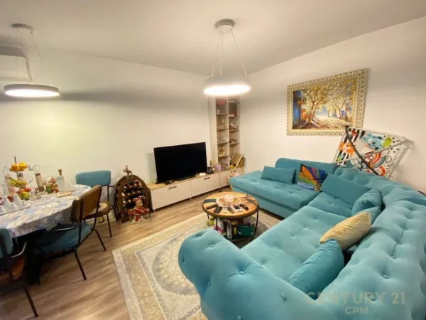 Tirane, shes apartament 2+1+Aneks+Ballkon Kati 2, 100 m² 260.000 € 