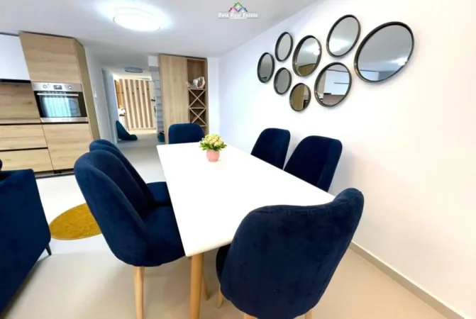 Tirane, jepet me qera apartament 3+1 Kati 1, 150 m² 1.400 € (Kodra e Diellit)