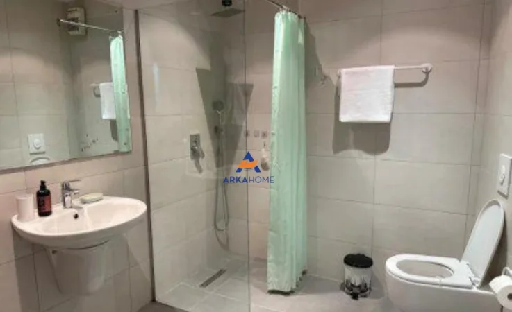 Tirane, jepet me qera apartament 1+1+Ballkon Kati 8, 62 m² 600 € (RRUGA E ELBASANIT)