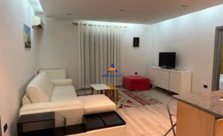 Tirane, jepet me qera apartament 1+1+Ballkon Kati 8, 62 m² 600 € (RRUGA E ELBASANIT)