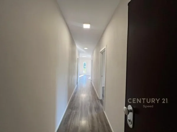 Tirane, shes apartament 2+1+Aneks+Ballkon Kati 1, 88 m² 210.000 € (Hipoteka)