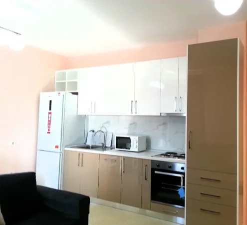 Tirane, jap me qera apartament 1+1+Ballkon Kati 8, 68 m² 520 € (afer Ring Center)