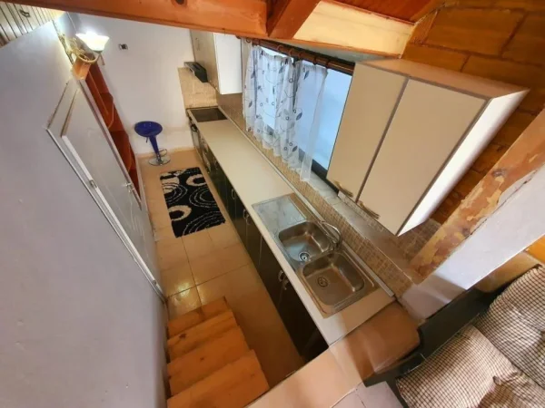 Tirane, shitet apartament 2+1 Kati 1, 75 m² 140.000 € (Xhamia e Tabakëve)