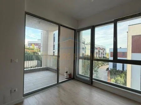 Tirane, jepet me qera apartament 2+1 Kati 1, 122 m² 1.200 € 