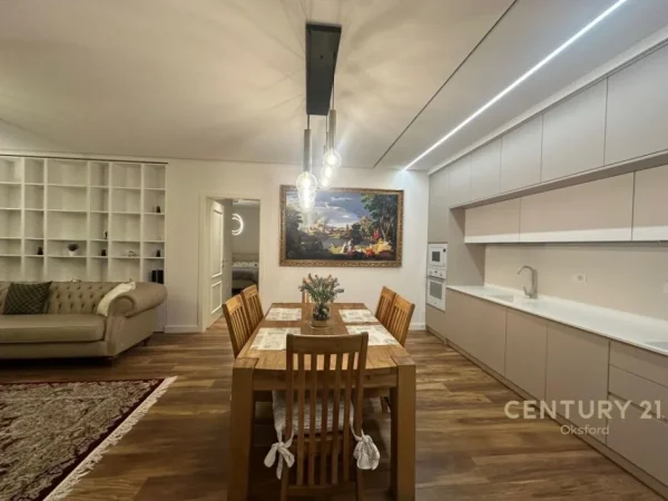 Tirane, jepet me qera apartament 2+1 Kati 11, 138 m² 1.800 € (Bllok)