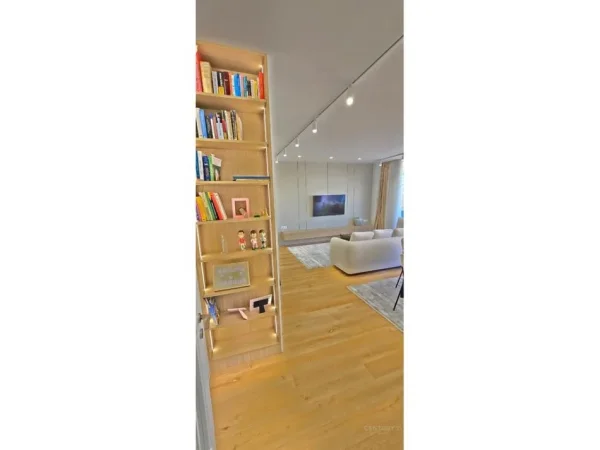 Tirane, shes apartament 2+1+Aneks+Ballkon Kati 4, 142 m² 313.000 € 
