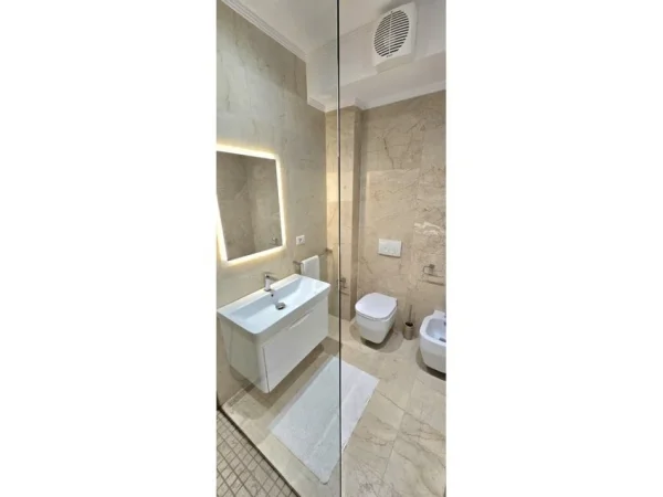 Tirane, shes apartament 2+1+Aneks+Ballkon Kati 4, 142 m² 313.000 € 