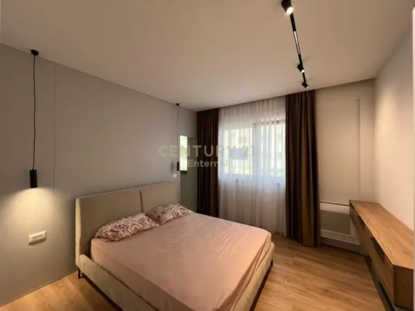 Tirane, shes apartament 2+1+Aneks+Ballkon Kati 4, 123 m² 265.000 € 