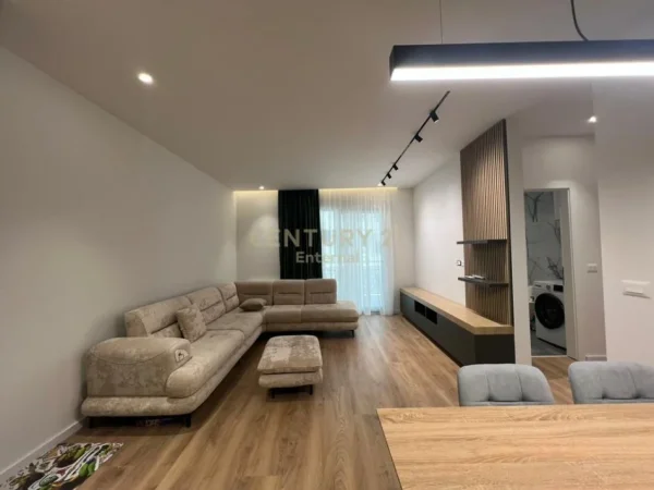 Tirane, shes apartament 2+1+Aneks+Ballkon Kati 4, 123 m² 265.000 € 