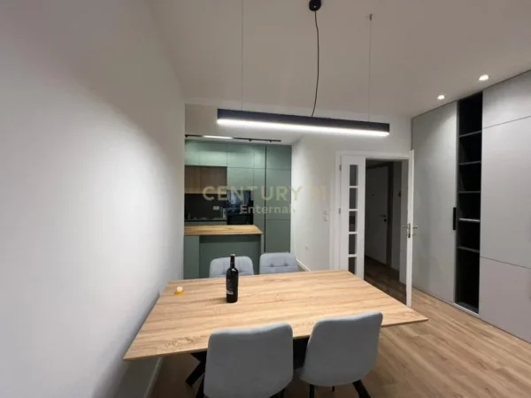 Tirane, shes apartament 2+1+Aneks+Ballkon Kati 4, 123 m² 265.000 € 