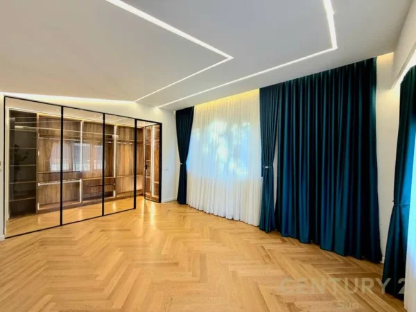 Tirane, shes Vile 3 Katshe Kati 3, 404 m² 780.000 € 