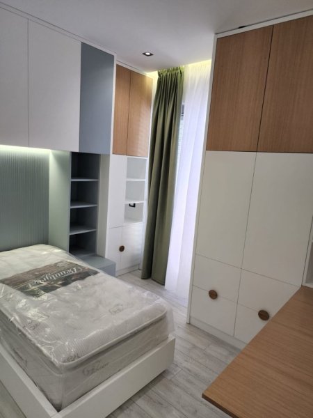 Tirane, jap me qera apartament 2+1 Kati 3, 110 m² 1.500 € (delijorgji)