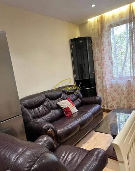 Tirane, jepet me qera apartament 2+1 Kati 4, 80 m² 550 € (VASIL SHANTO)