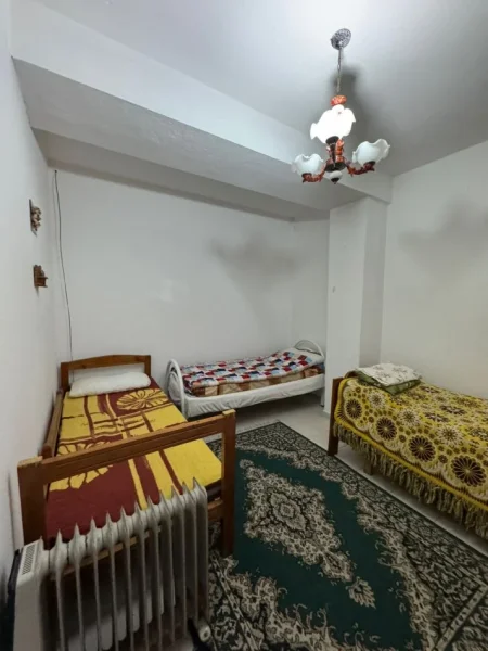 Tirane, shitet apartament 1+1+Ballkon Kati 1, 78 m² 96.000 € (Rruga e e Dibres , prane spitalit amerikan 2 ,ose bar Artist)