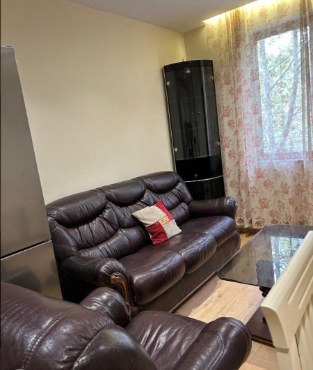 Jepet Super Apartament 2+1 me Qera tek Bulevardi Bajram Curri,  90 m² 550 €URO