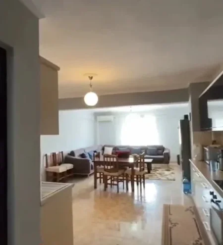 Tirane, jepet me qera apartament 2+1 Kati 6, 120 m² 600 € (LAPRAKE)