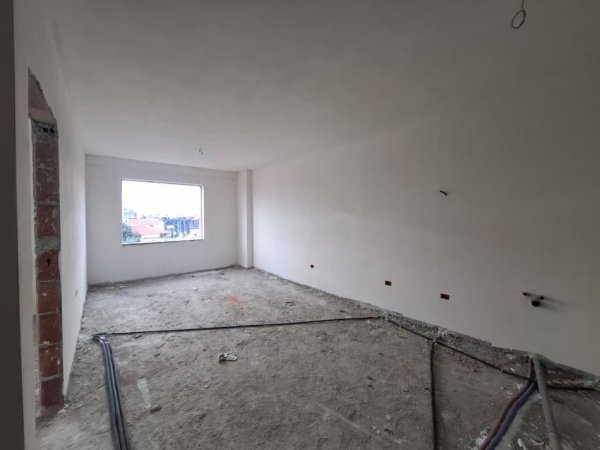 Shitet:  1+1 & 1 Ballkon  në Residencën Shehu në Paskuqan  || 🔥cmim OKAZION MOMENTI🔥 74,000€ 🔵