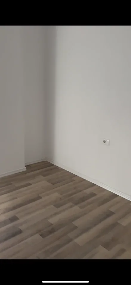 Tirane, jepet me qera apartament 2+1+Ballkon Kati 3, 70 m² 500 € (Ibrahim pashe Bushatlliu)