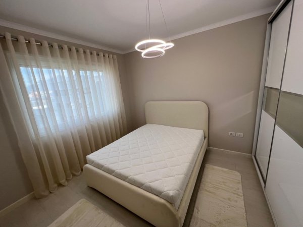 Tirane, shitet apartament 2+1 Kati 7, 97 m² 155.000 € (Rruga Loni Ligori)