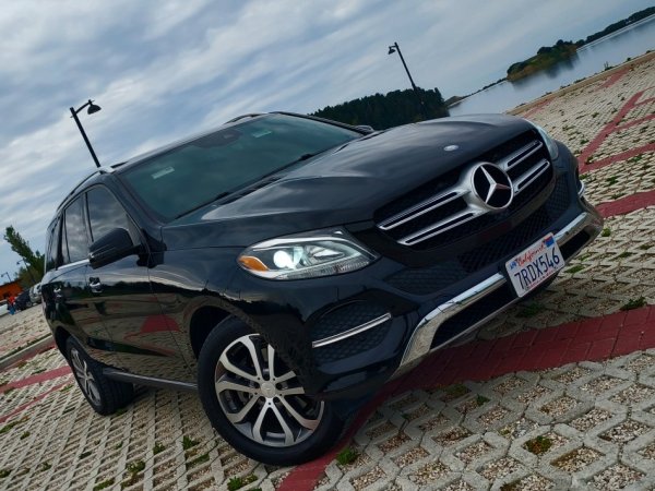 Vlore, shes SUV Mercedes GLE 2016 350Benzin Me dogane Benzin, e zeze automatik Klima 170.000 km 20.000 €
