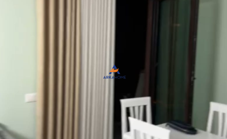 Tirane, jepet me qera apartament 2+1+Ballkon Kati 4, 110 m² 1.100 € (RR E KAVAJES)